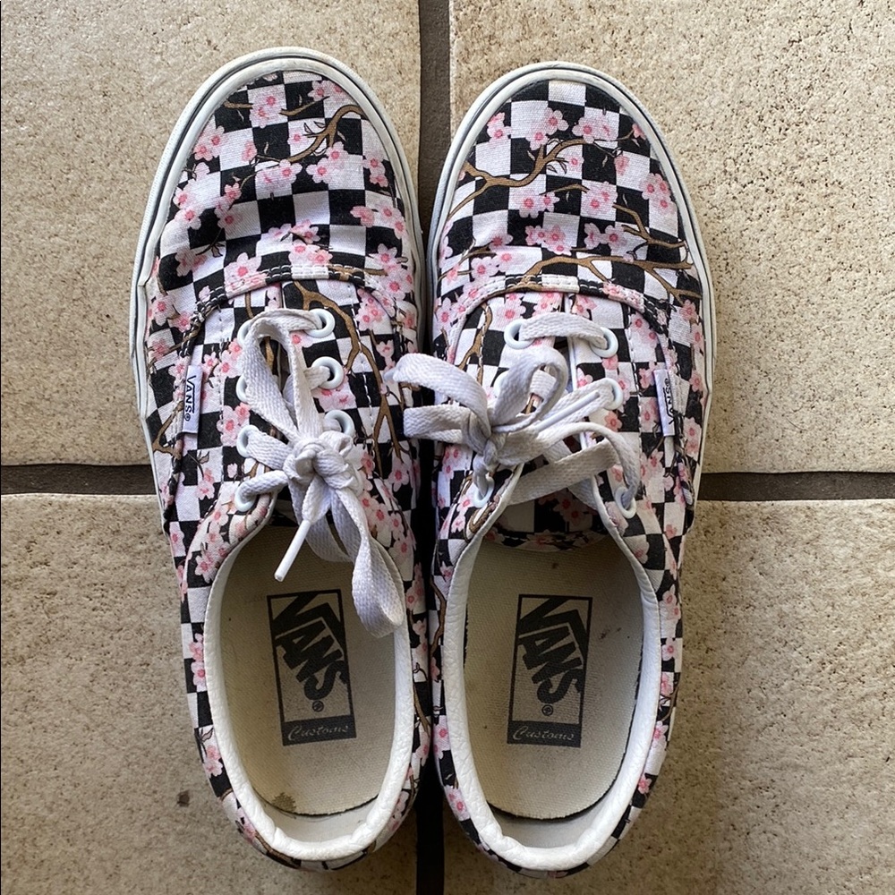 Vans Checkered Floral Sneakers - Black and Pink
